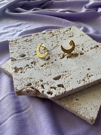 Luna Studs