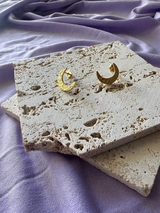 Luna Studs